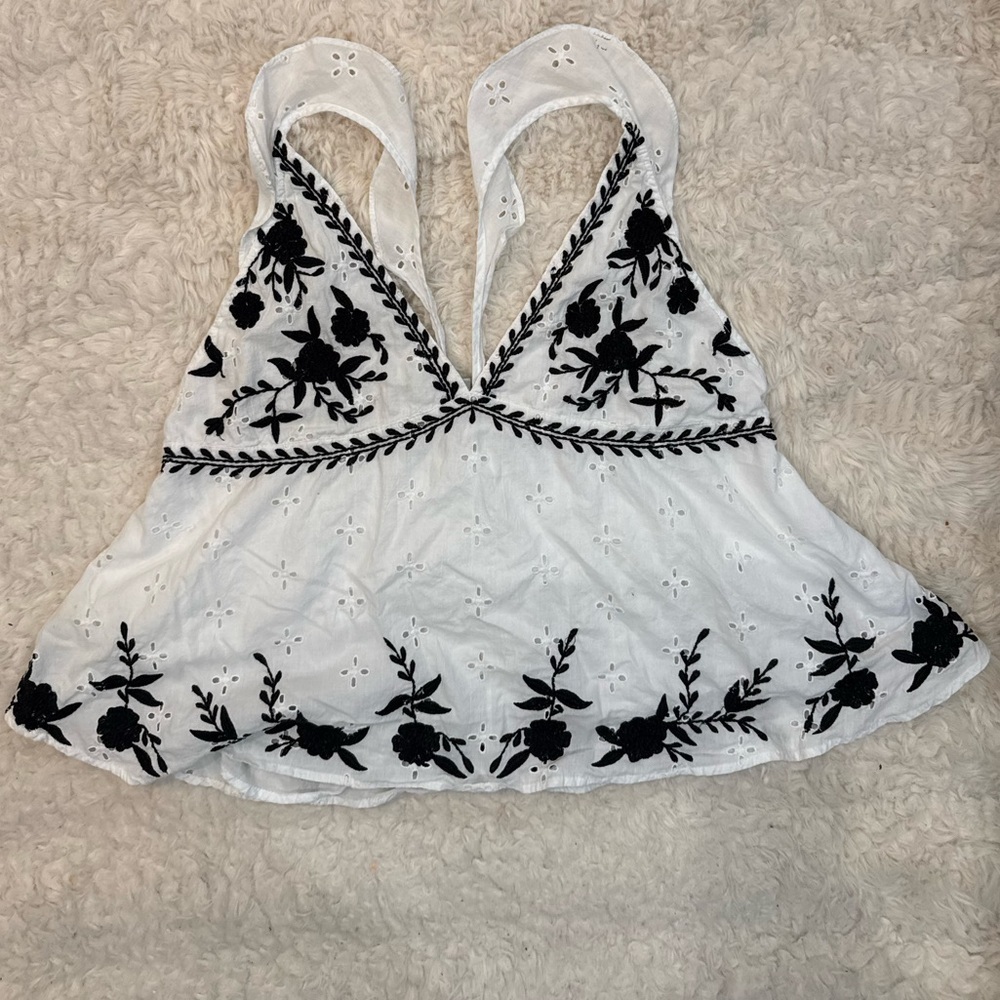 Zara White Eyelet Camisole with Black Floral Embroidery